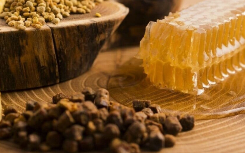 Мед прополис